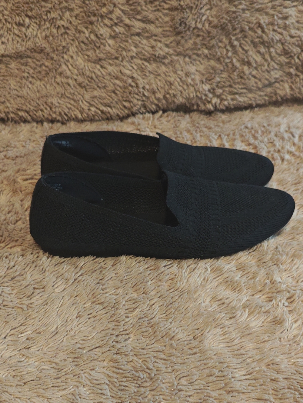 Time and Tru Black Knit Slip-On Flats